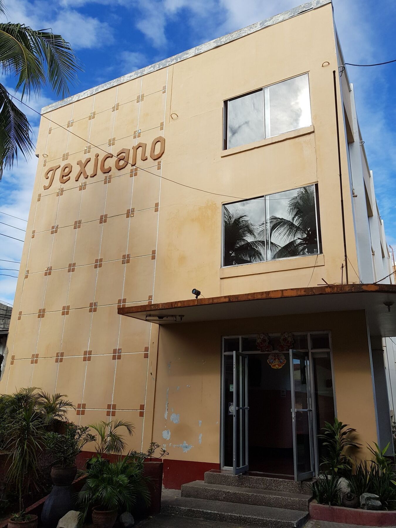 Texicano Hotel Main Laoag Luaran gambar